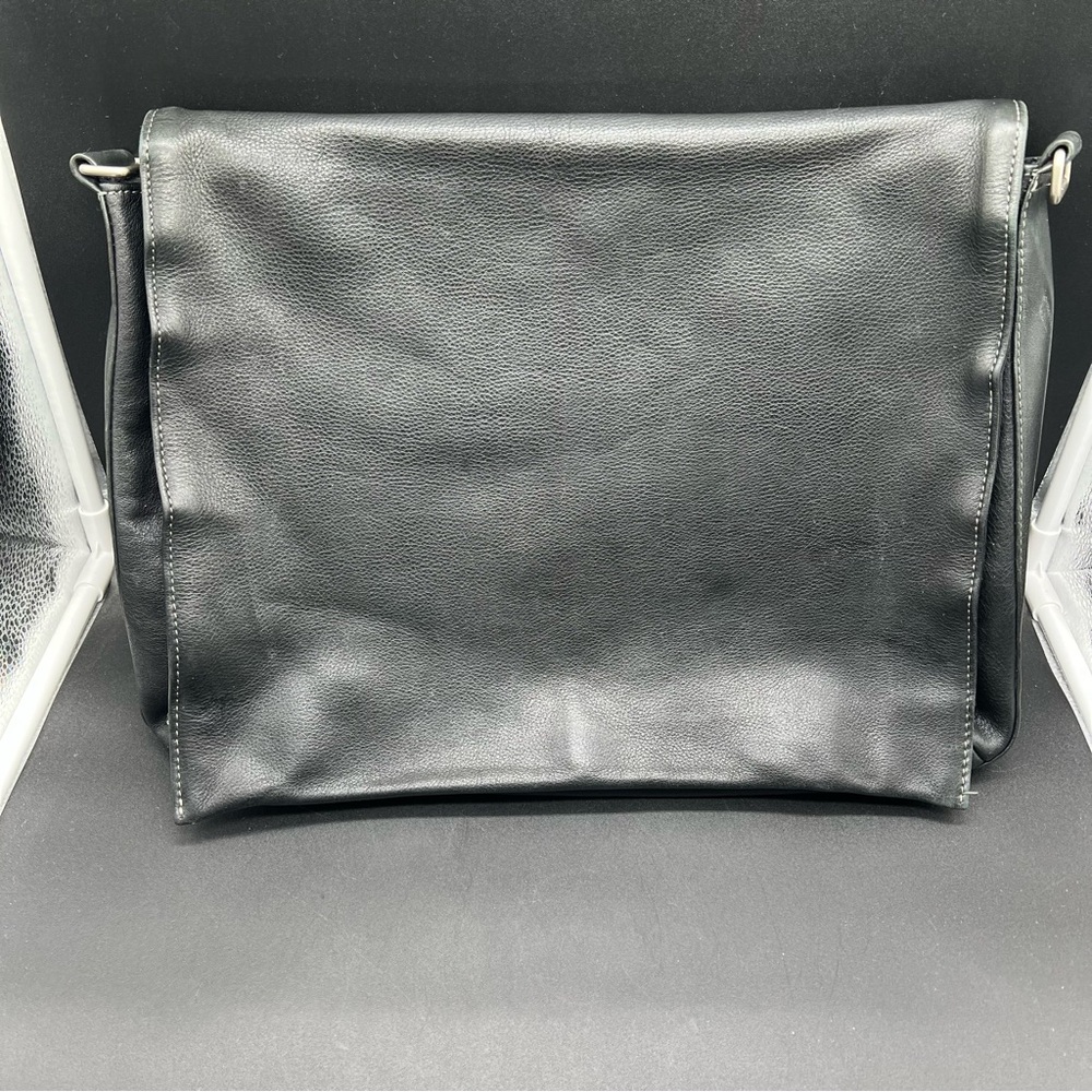 El Portal Soft Black Leather Flap Messenger Bag 15” Replacement Strap Needed